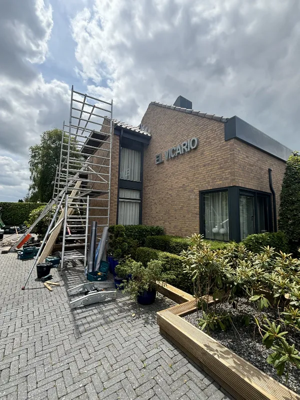 Pannendak renovatie Veendam 200m2