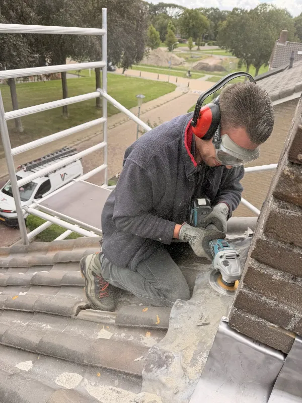 Schoorsteen lood renovatie