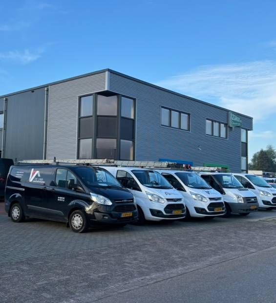 Bedrijfsbussen in Leeuwarden bij ons dakdekkersbedrijf dakdekker leeuwarden